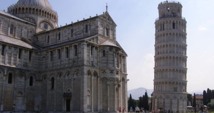 Wycieczka objazdowa - zwiedzania Włoch - Piza krzywa wieża